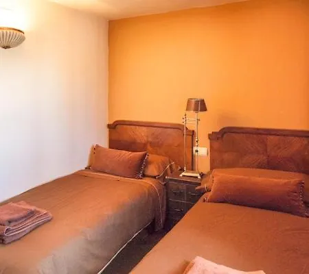 Casa Pariseo Con Jacuzzi, Chimenea, Bbq, Bar Y Mucho Mas Nyaraló