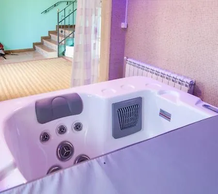 Casa Pariseo Con Jacuzzi, Chimenea, Bbq, Bar Y Mucho Mas Almazán