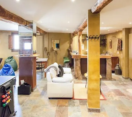 Casa Pariseo Con Jacuzzi, Chimenea, Bbq, Bar Y Mucho Mas * Almazán