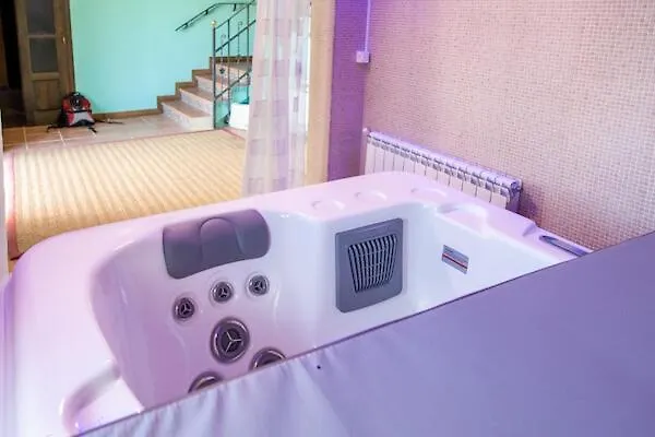 Casa Pariseo Con Jacuzzi, Chimenea, Bbq, Bar Y Mucho Mas Almazán