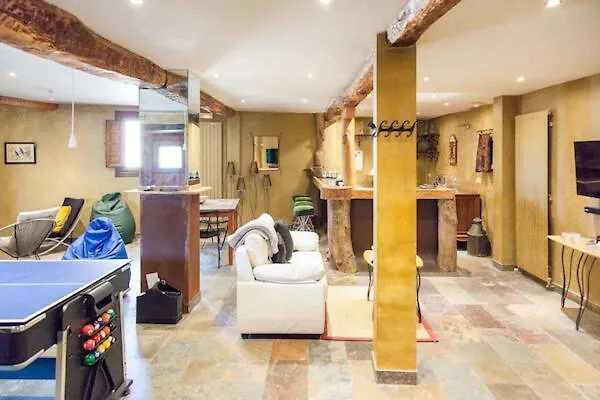 Casa Pariseo Con Jacuzzi, Chimenea, Bbq, Bar Y Mucho Mas * Almazán